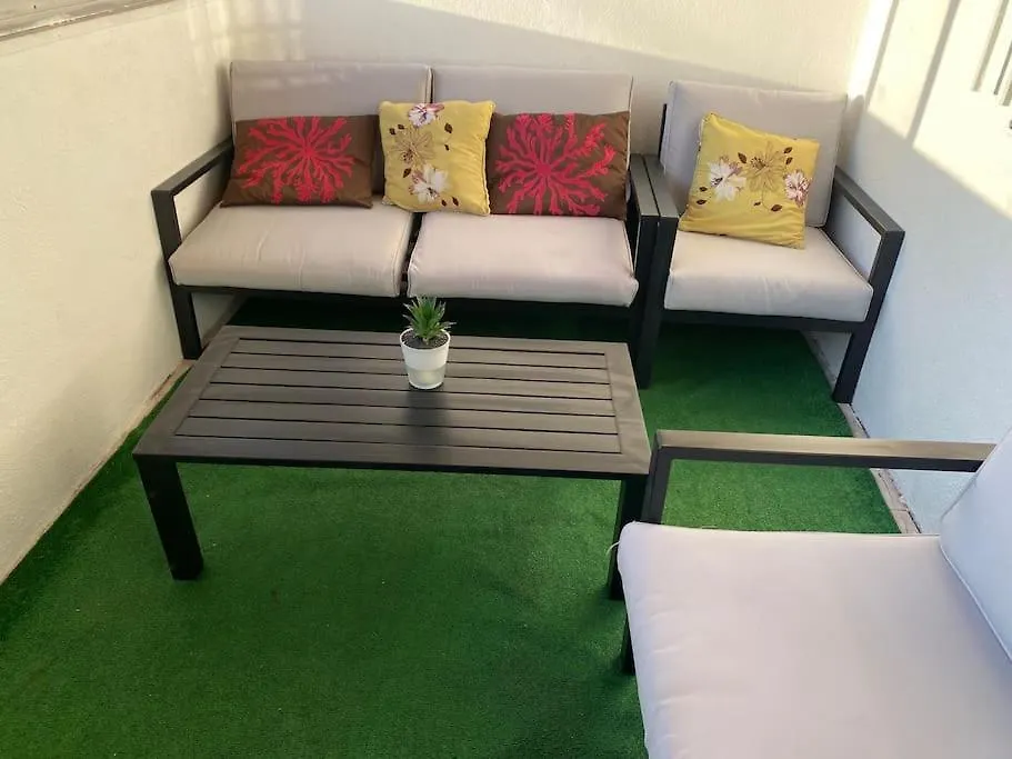 T3 Lumineux Dans Un Petit Immeuble, Apartment Marseille